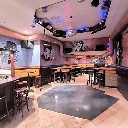 Smart B&b1 Bb1 135 Hotell *